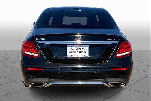 2017 Mercedes-Benz E-Class 4MATIC