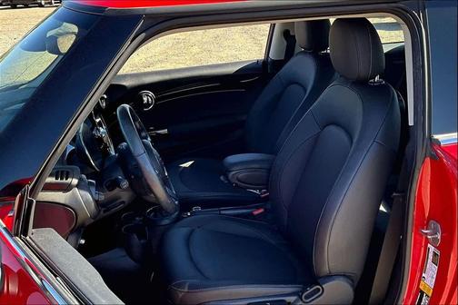 2023 MINI Hardtop Cooper