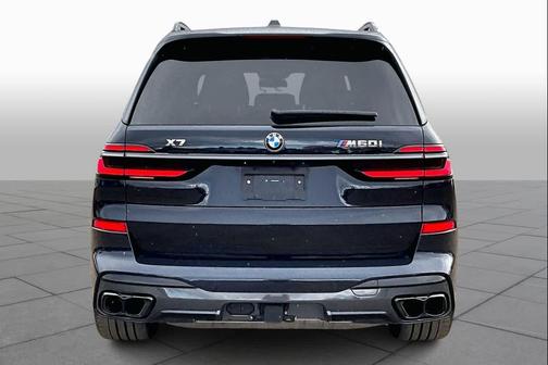 2025 BMW X7 M60i