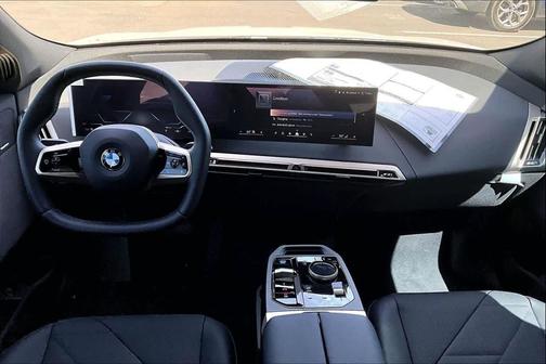 2026 BMW iX xDrive45