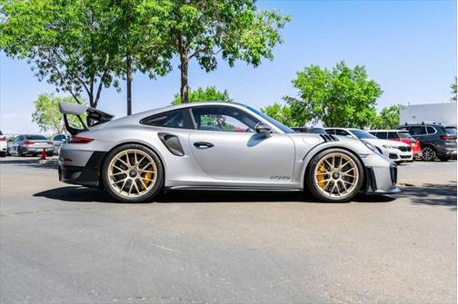 2018 Porsche 911 GT2 RS