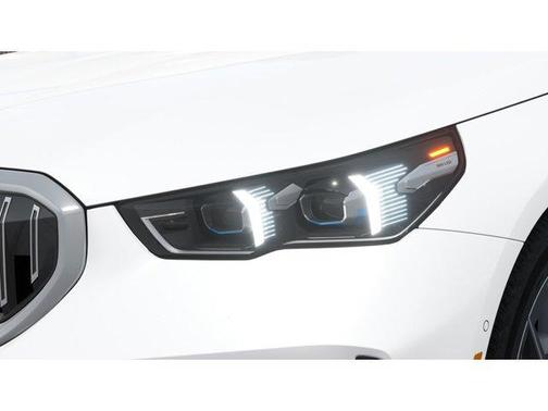 Mineral White Metallic 2026 BMW 530 xDrive