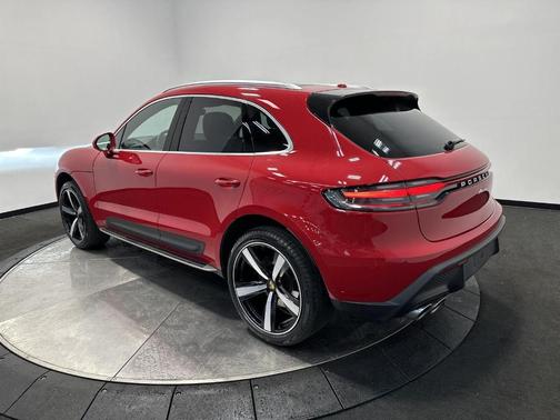 2023 Porsche Macan MY23