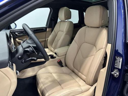 2026 Porsche Macan T