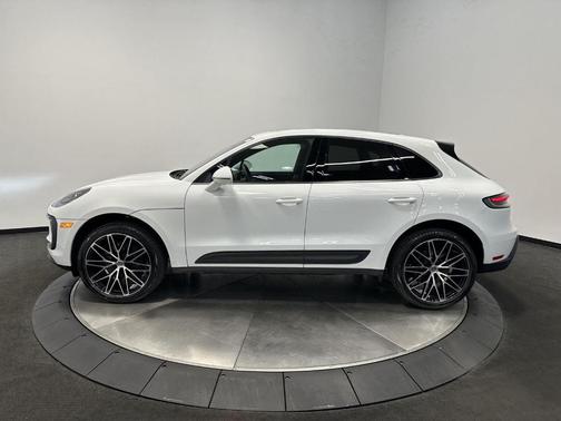 2025 Porsche Macan Macan