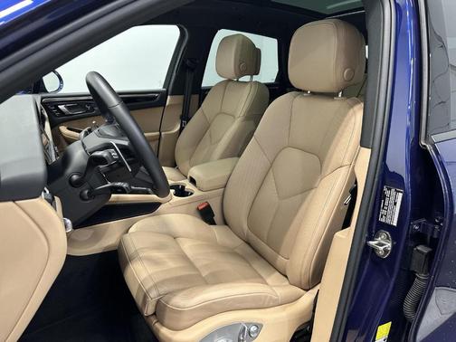 2026 Porsche Macan T