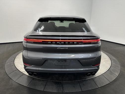 2026 Porsche Cayenne AWD