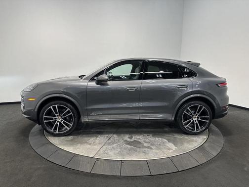 2026 Porsche Cayenne AWD