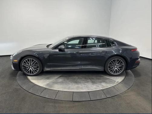 2024 Porsche Panamera Panamera