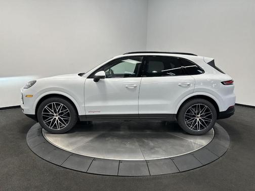 2026 Porsche Cayenne Base