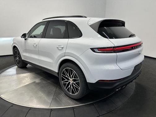 2026 Porsche Cayenne Base