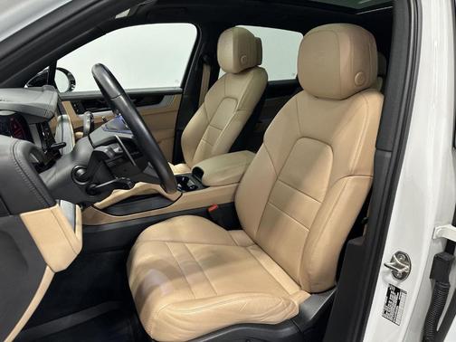 2024 Porsche Cayenne S
