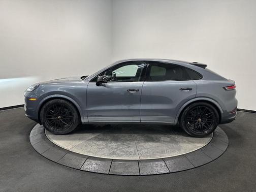 2026 Porsche Cayenne AWD