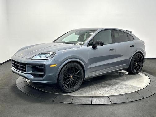 2026 Porsche Cayenne AWD