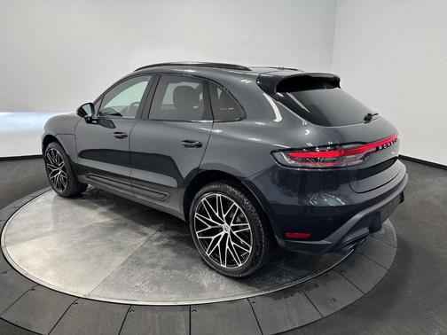 2025 Porsche Macan Macan