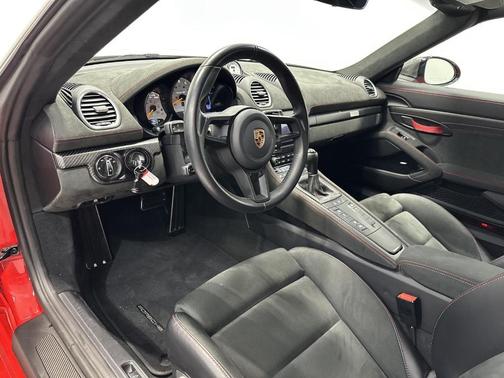 2024 Porsche 718 Spyder RS