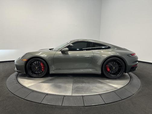 2023 Porsche 911 Carrera GTS