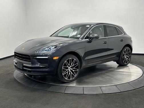 2022 Porsche Macan Macan
