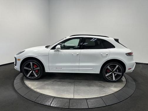 2026 Porsche Macan S