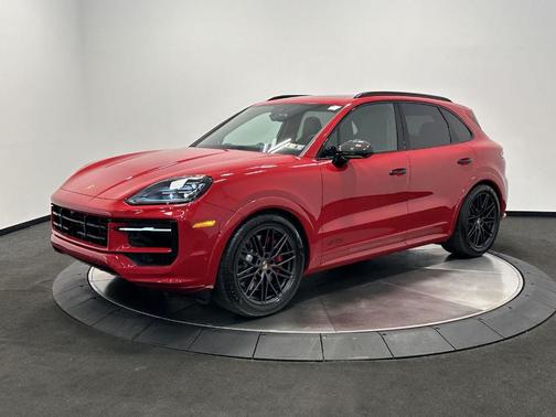 2026 Porsche Cayenne GTS