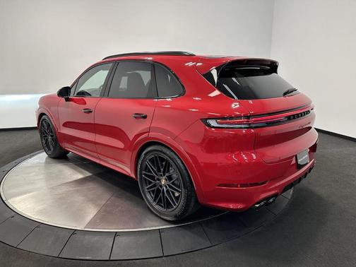 2026 Porsche Cayenne GTS