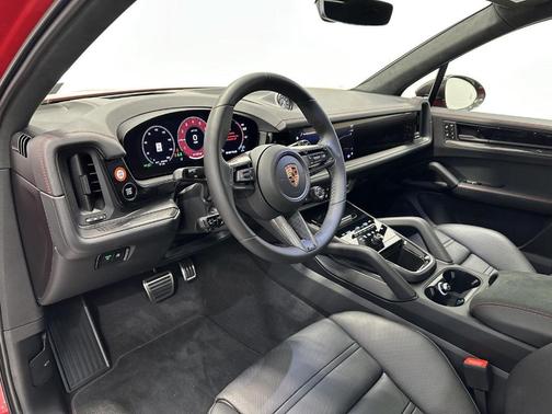 2026 Porsche Cayenne GTS