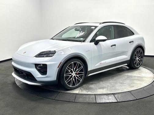 2026 Porsche Macan 4S