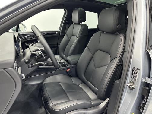 2026 Porsche Macan T