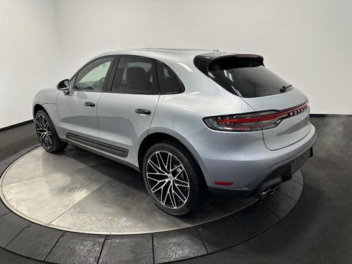2026 Porsche Macan T
