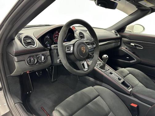 2025 Porsche 718 Boxster GTS 4.0