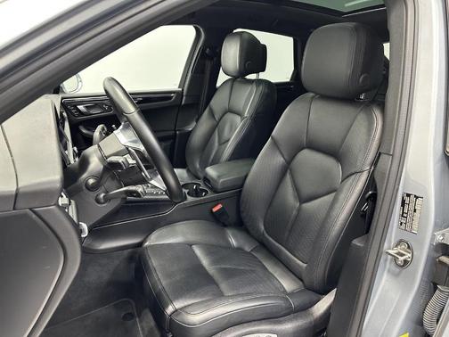 Dolomite Silver Metallic 2020 Porsche Macan S