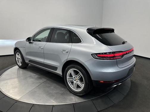 Dolomite Silver Metallic 2020 Porsche Macan S