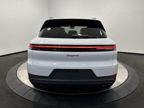 2025 Porsche Cayenne Cayenne