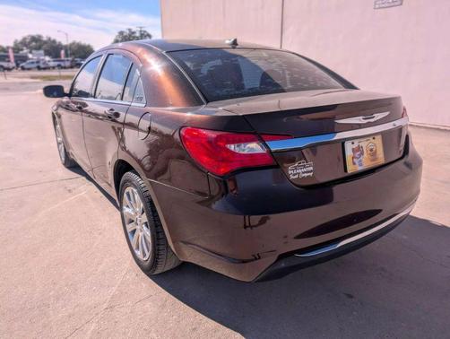2013 Chrysler 200 Touring