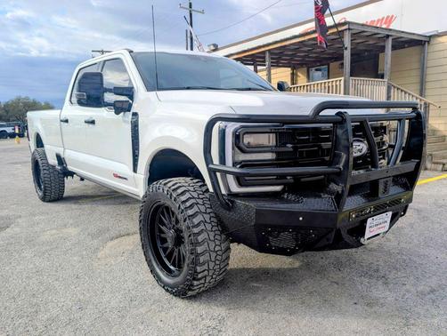 2024 Ford F-350 Platinum