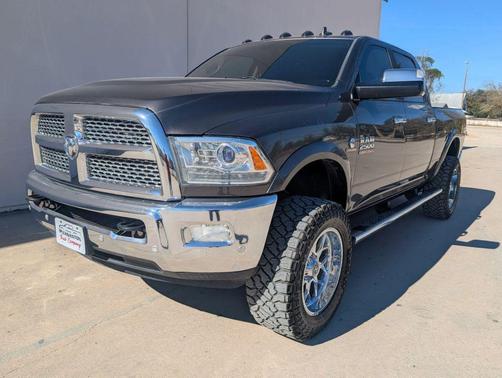 2016 RAM 2500 Laramie