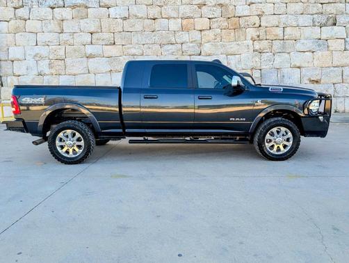 2021 RAM 2500 Laramie Mega Cab 4x4 6'4' Box