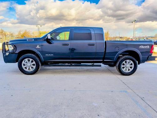 2021 RAM 2500 Laramie Mega Cab 4x4 6'4' Box