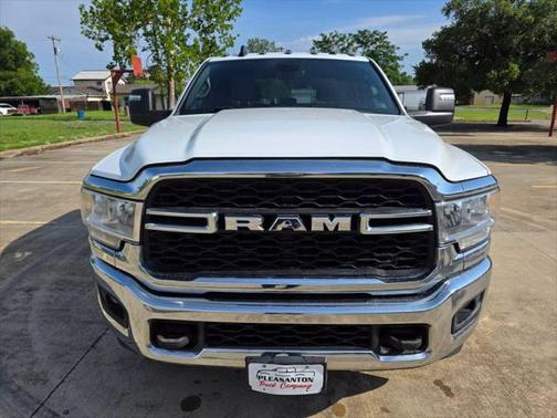 2023 RAM 3500 Big Horn Crew Cab 4x4 8' Box