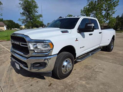 2023 RAM 3500 Big Horn Crew Cab 4x4 8' Box