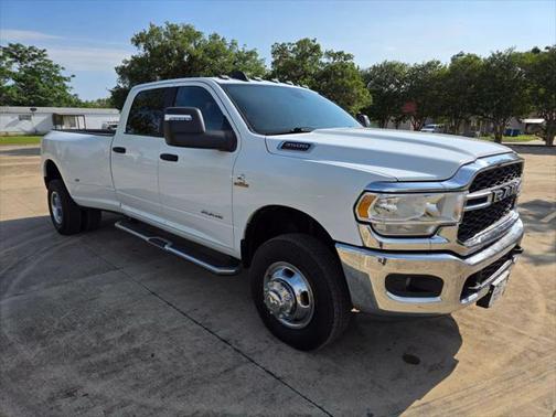 2023 RAM 3500 Big Horn Crew Cab 4x4 8' Box