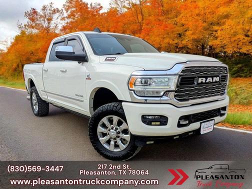 2019 RAM 3500 Limited Crew Cab 4x4 6'4' Box