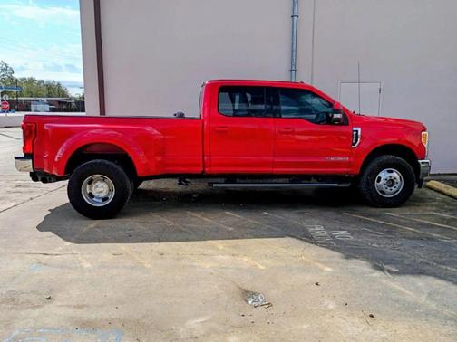2017 Ford F-350 Lariat