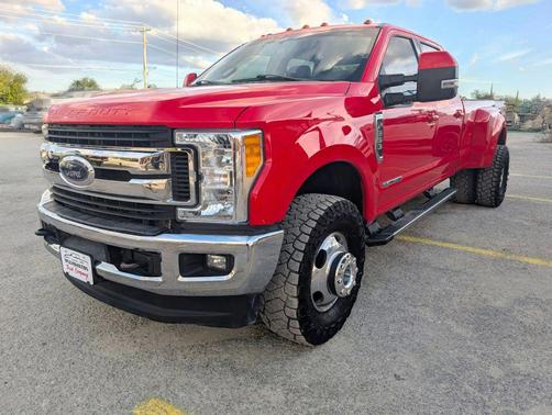 2017 Ford F-350 Lariat