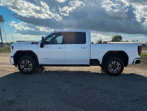 2024 GMC Sierra 2500 AT4