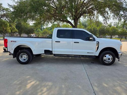 2023 Ford F-350 XLT