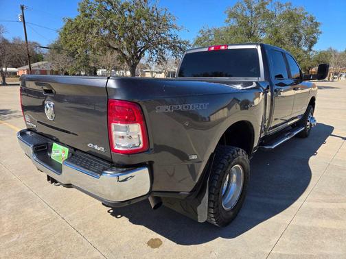 2022 RAM 3500 Lone Star Crew Cab 4x4 8' Box