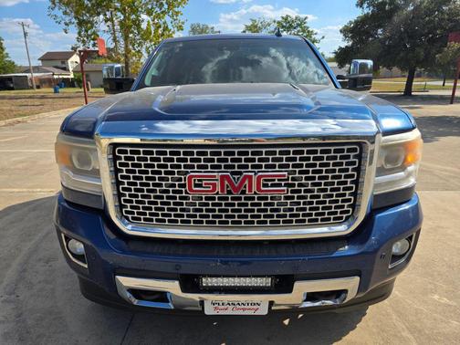 2015 GMC Sierra 2500 Denali