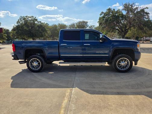 2015 GMC Sierra 2500 Denali