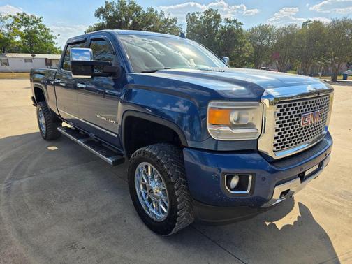 2015 GMC Sierra 2500 Denali